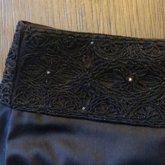 Laundry by Shelli Segal Embroidered Pants … - Picture 7 of 8